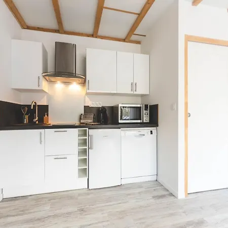 Domaine Des Tilleuls Holiday home Montamise